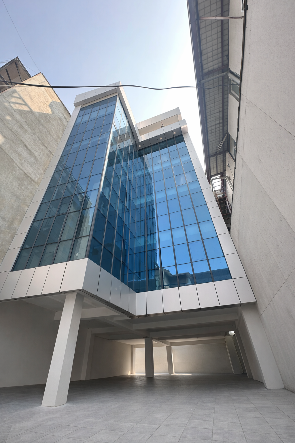 Commercial Building For Rent